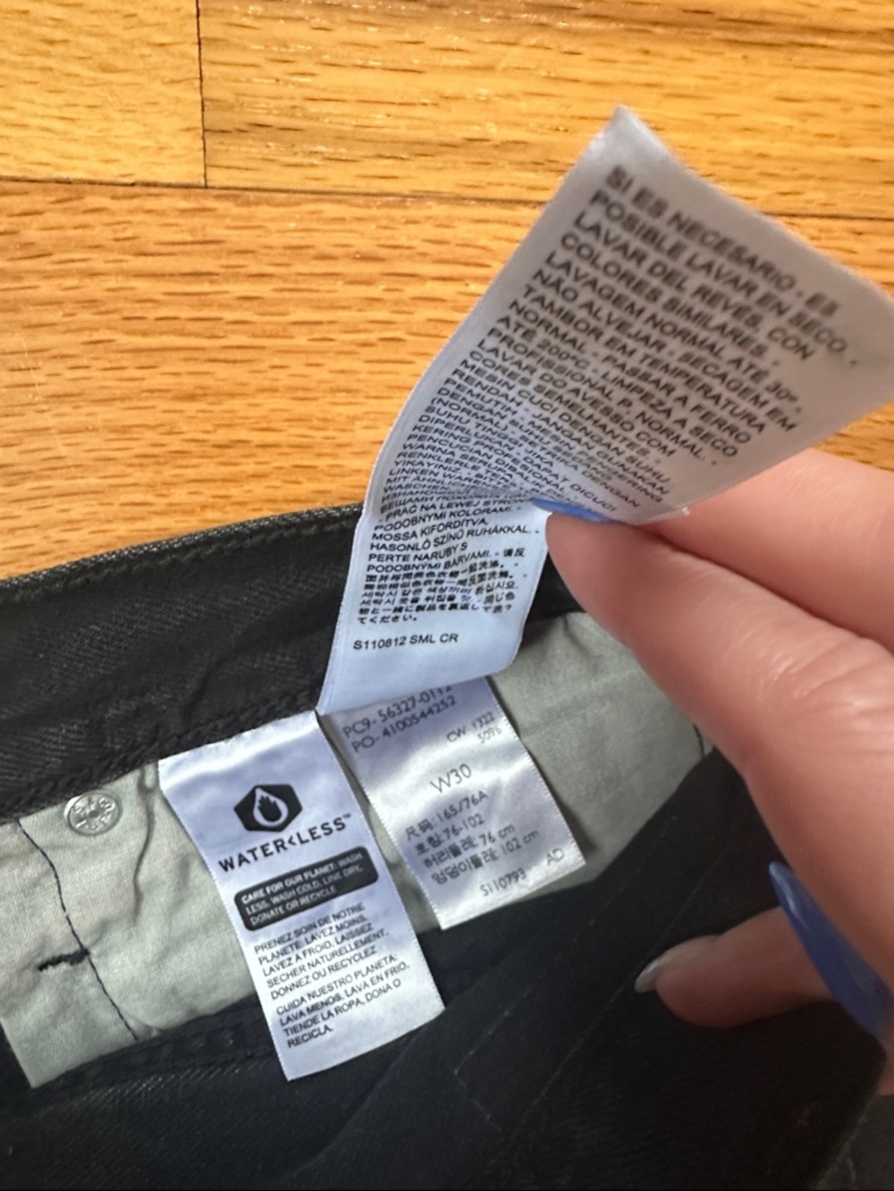 Levi's Black Distressed High-Rise Denim Shorts - Picture 4 of 4